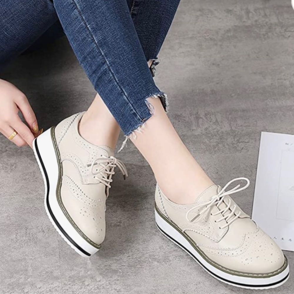 DADAWEN Platform Lace-Up Wingtips Square Toe Oxfords Shoe never worn